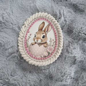 Wielkanocna przywieszka handmade z króliczkiem